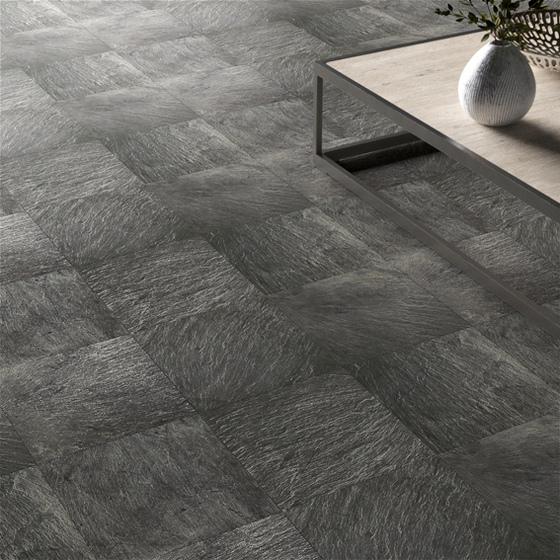 Continuous flooring